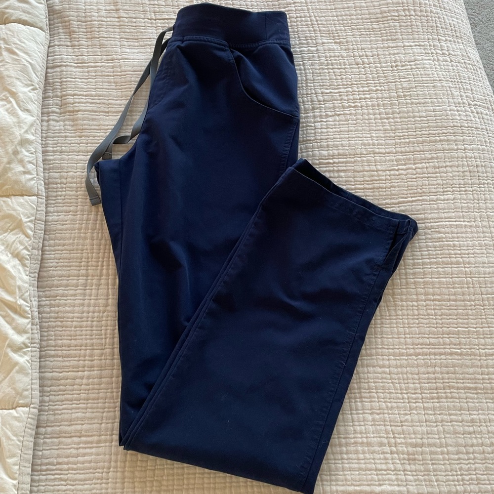 Figs Kade Cargo Scrub Pant - Navy